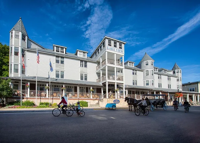 Mackinac Island City Center Hotels