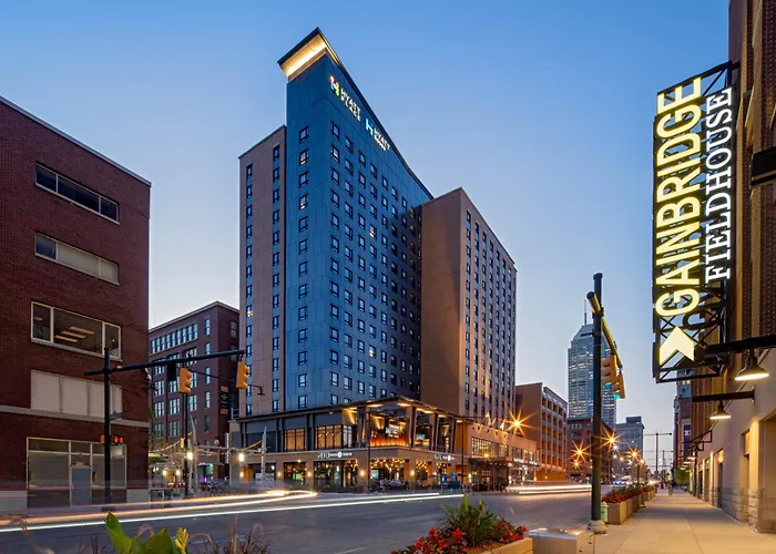 Indianapolis City Center Hotels